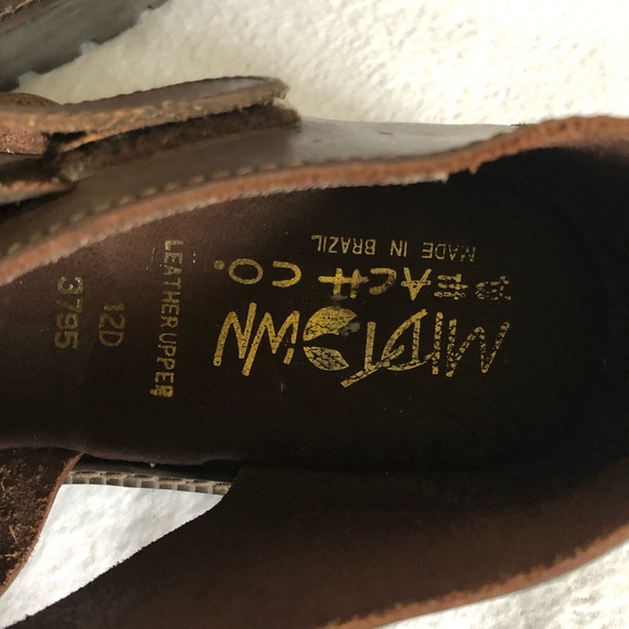 Midtown Beach Co Genuine Leather Shoe Sandals - Picture 10 of 11